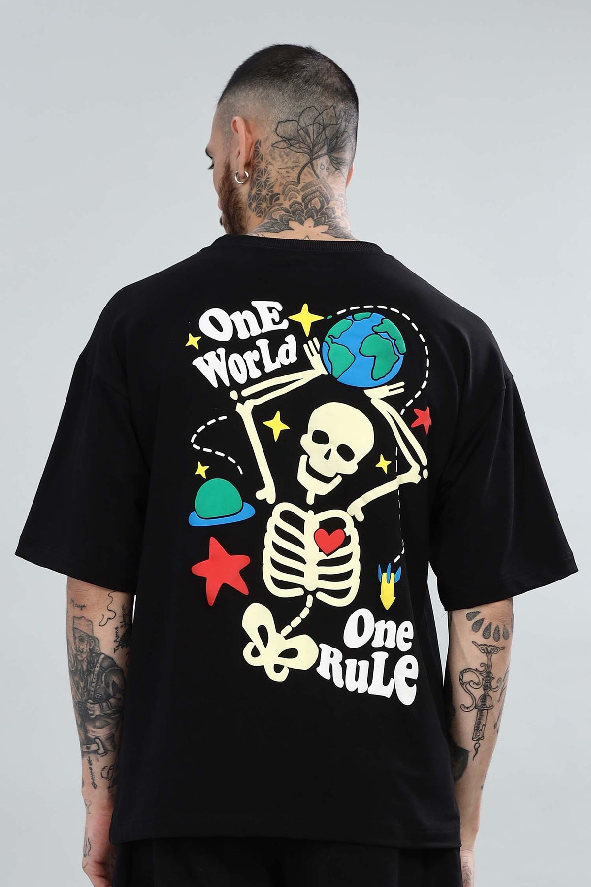 One World - Oversized Ultra Premium T-Shirt